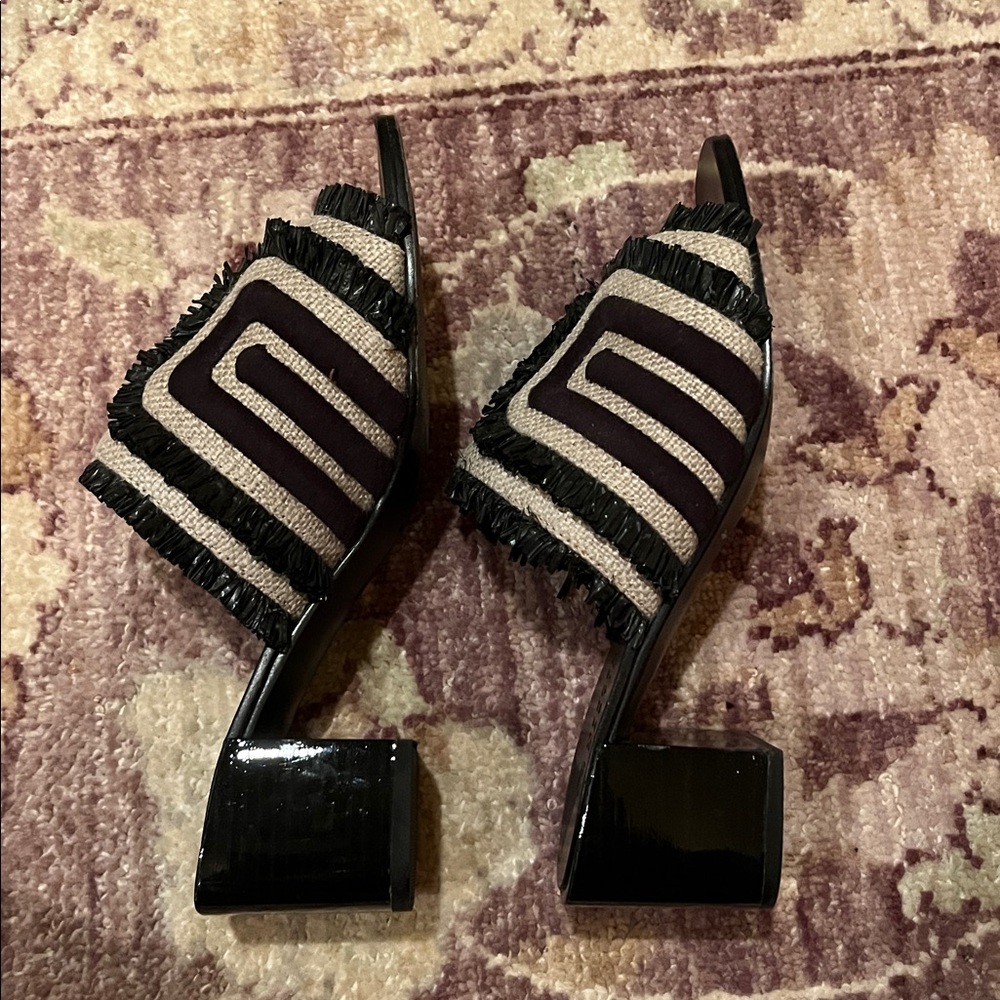 MERCEDES CASTILLO Black and Tan Block Heels - Picture 4 of 8